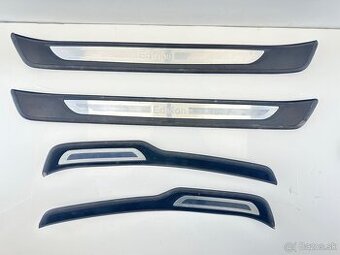 BMW E90 E91 nástupné lišty EDITION