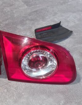 Zadné svetlo VW Passat b6