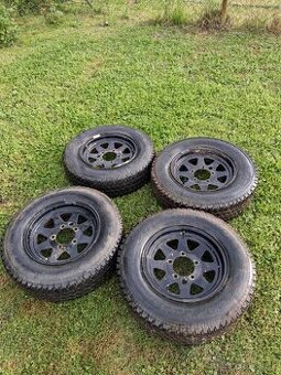 Predam na suzuki samurai otocne disky r15