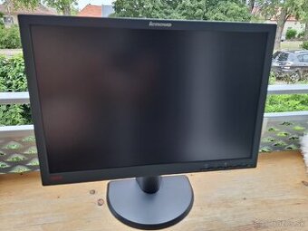 Monitor Lenovo