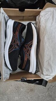 Predám športové tenisky Asics