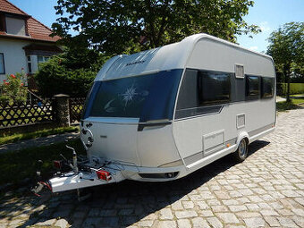 karavan Hobby •460Ufe-DeLuxe•5miest/1300kg/100km/h