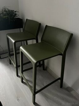 Barova stolička zelena