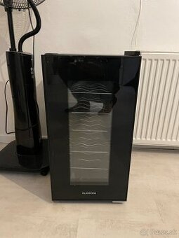 Chladnička - Klarstein vinotéka