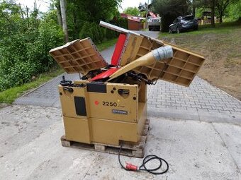 Hrúbkovačky SCM 2250