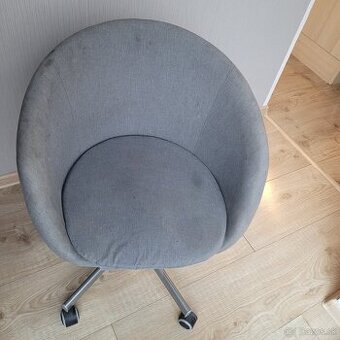 Otocne kreslo stolička Ikea Skruvsta
