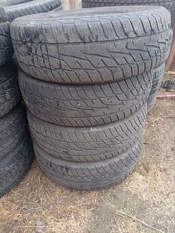 Predám Zimné Pneumatiky 195/65R15