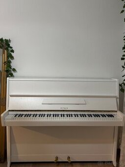 Pianino/piano PETROF
