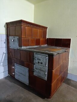 Kachľový sporák, pec