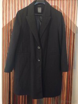 cierny kabat velk 46/48 + moderne topanky velk 38