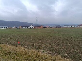 Predáme stavený pozemok, 411 m2, Sokolovce, okr. Piešťany