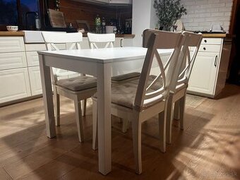 Ikea stôl + 4 stoličky