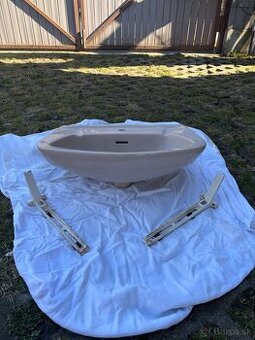 Predam umyvadlo a wc