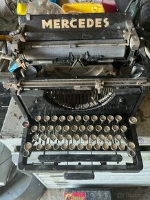 Predam pisaci stroj mercedes