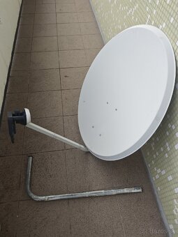 Satelitná parabola 80cm, LNB monoblock TWIN, drziak