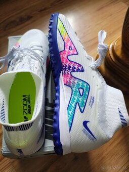 Predám turfy Nike 44,5 - 1
