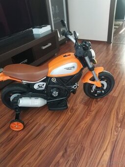 Predám detskú elektrickú motorku Street Bob