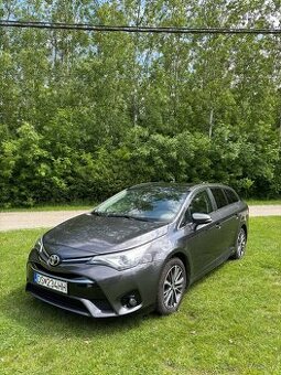 Toyota Avensis Combi 2.0 D-4D S&S Executive
