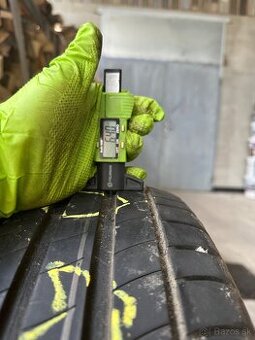 205/55 R17
