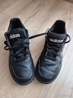 Čierne tenisky Adidas HOOPS 3.0, veľkosť 38