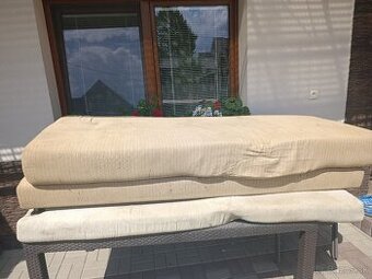 Rozkladacia molitanova posteľ+matrac+stoličky+