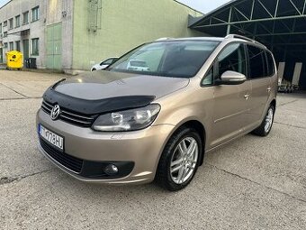 Volkswagen Touran 1.4 TSI Highline 7 miest