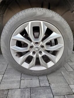 Predám elektróny R19 Škoda a letné pneumatiky 235/50/R19