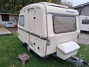 Niewiadow N126  karavan