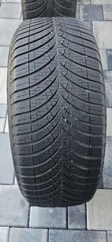 GoodYear vector 4seasons 225/55r18