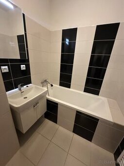 Ponúkam Vám na prenájom 2 izbový byt s balkónom na 1.poschod