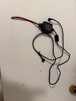 napájaci adaptér Garmin Zumo 390