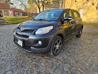 Toyota Urban Cruiser 1.4 I D-4D AWD Sol.