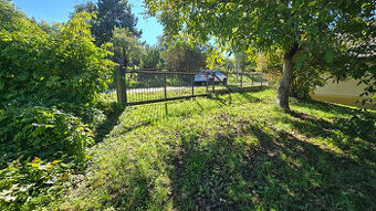 Pekný - veľký pozemok so starším domom - Podhájska 2608 m2 - 1