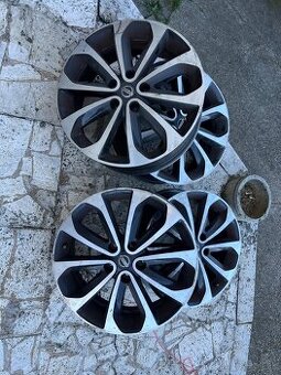 Predám originálne alu disky Nissan 17"