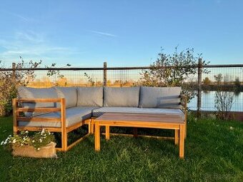 Variabilná drevená sedačka Evissa