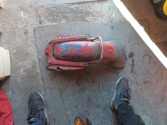 Podsedadlový nosník jawa 250/350