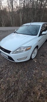 Ford mondeo ghia