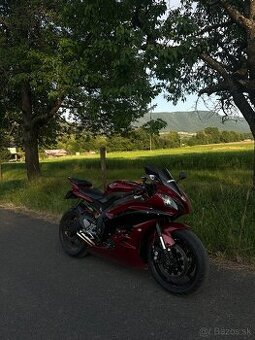 Yamaha R6 2007 – super stav, 44 000 km