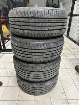 Sada letných pneumatík Falken 225/40 R18 92W