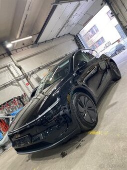 Tesla model Y Juniper LR RWD
