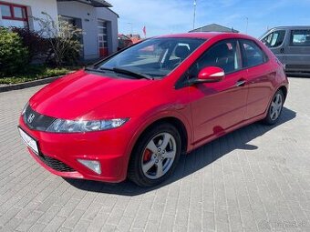 Honda Civic 1,4i VTEC Automat Klima po STK 08/2010