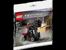 LEGO Technic 30655 - Forklift with Pallet