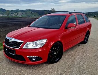 ŠKODA OCTAVIA COMBI VRS 2.0 TDI CR