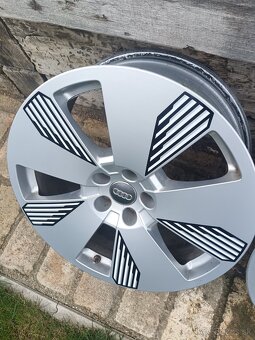 5x112 r19 et36, 66,6 audi e tron