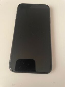 Krásny Iphone 11 64GB batéria 88 percent