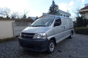 4x4: Toyota Hiace 2.5 I D-4D Kasten Long 4WD, 3m.