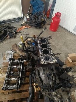 Predám hlavu valcov Citroen Jumper Peugeot boxer 2.2 74 88kw