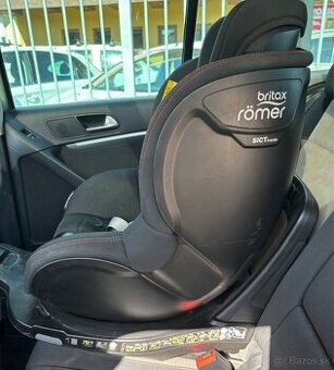 AUTOSEDAČKA DETSKÁ OTAČACIA ,NATÁČACIA Britax Römer