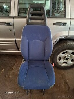 Iveco daily práva predna sedačka
