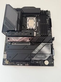 ASUS ROG STRIX Z890-E GAMING WIFI + Ultra 5 245Kf